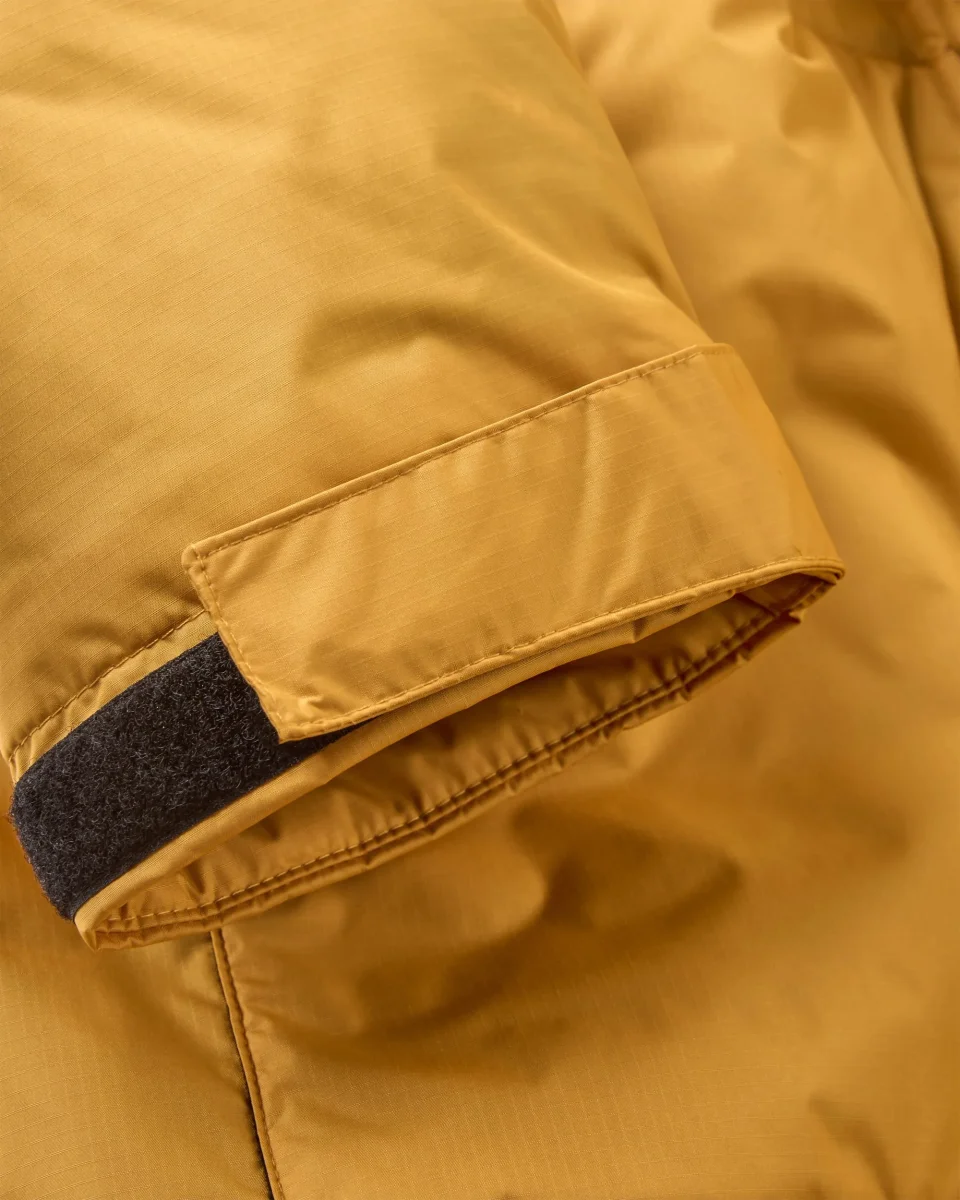 Poncho de surf recyclé doublé sherpa Escapism - Jaune Épicéa – Image 7