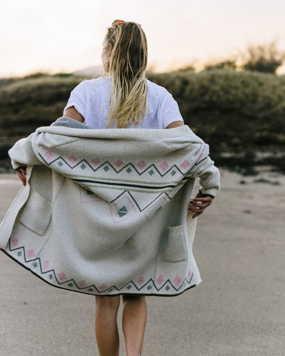 Cardigan en fil recyclé Leif - Blanc cassé – Image 7