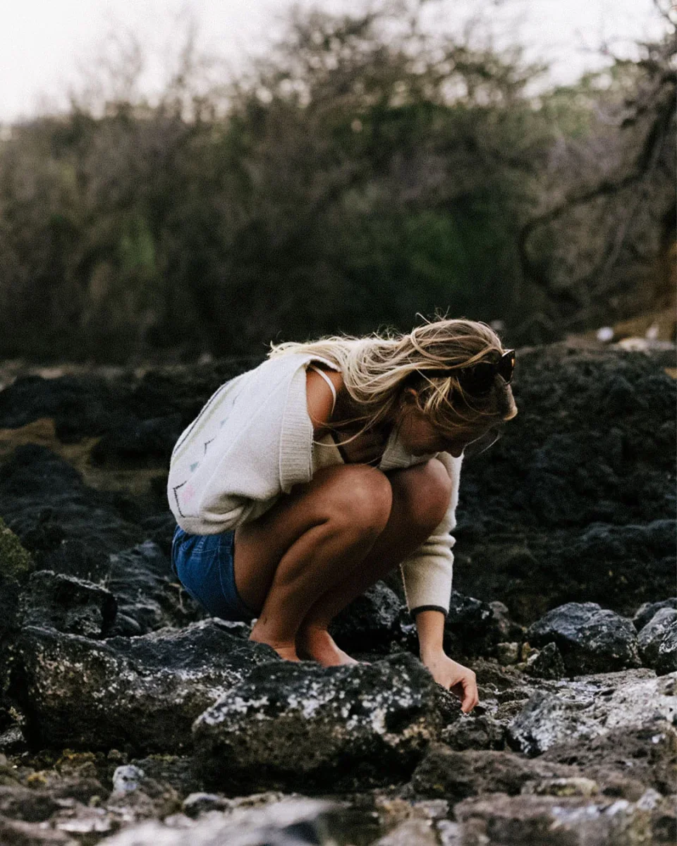 Cardigan en fil recyclé Leif - Blanc cassé – Image 5