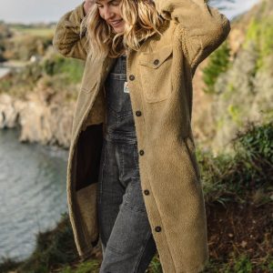 4_0019_TY92-423.jpgv1700174969 Chemise en Sherpa Recyclé à Poils Profonds Nuageux - Biscuit