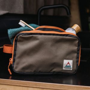 Trousse de Toilette Recyclée Travel - Noir/Kaki