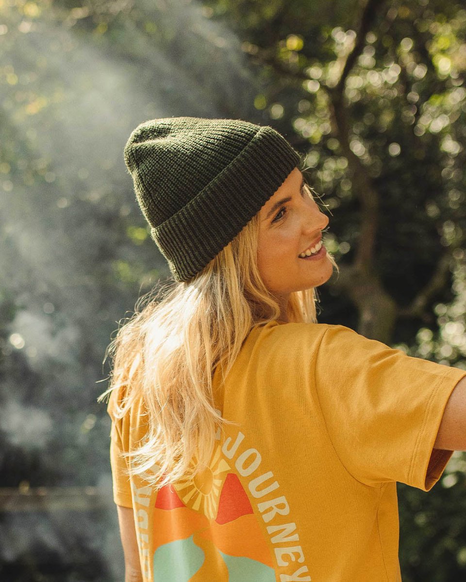 Bonnet en acrylique recyclé Compass - Fir Tree – Image 2