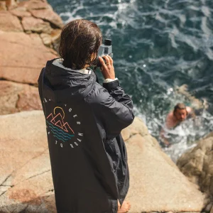 8_0001_TY34-91.jpgv1762880320 Poncho de Surf Recyclé Doublé en Sherpa Escapism - Noir