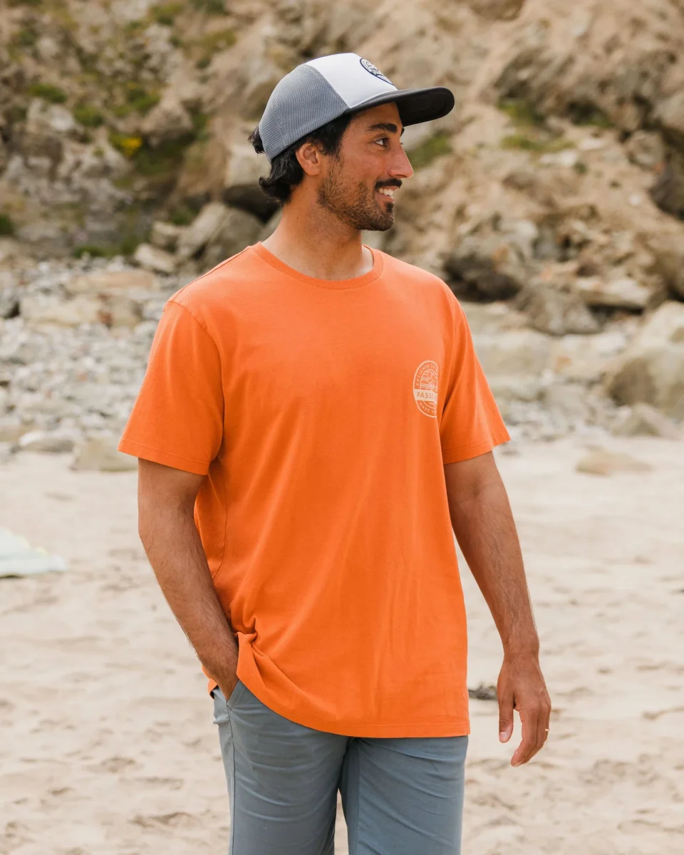 T-shirt en coton bio Odyssey - orange brûlé – Image 3