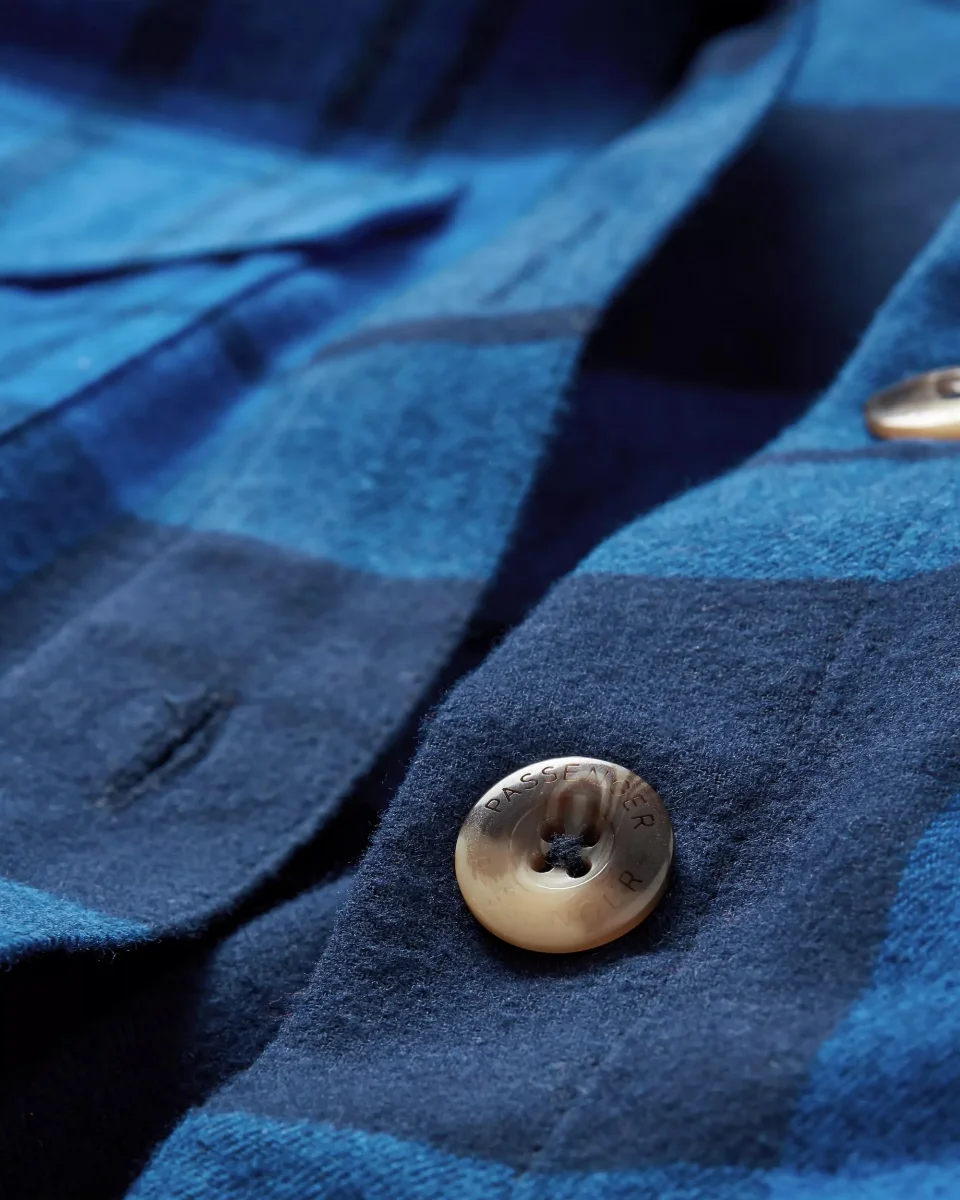 Chemise en coton bio à carreaux Harmony - Bleu Vrai – Image 9