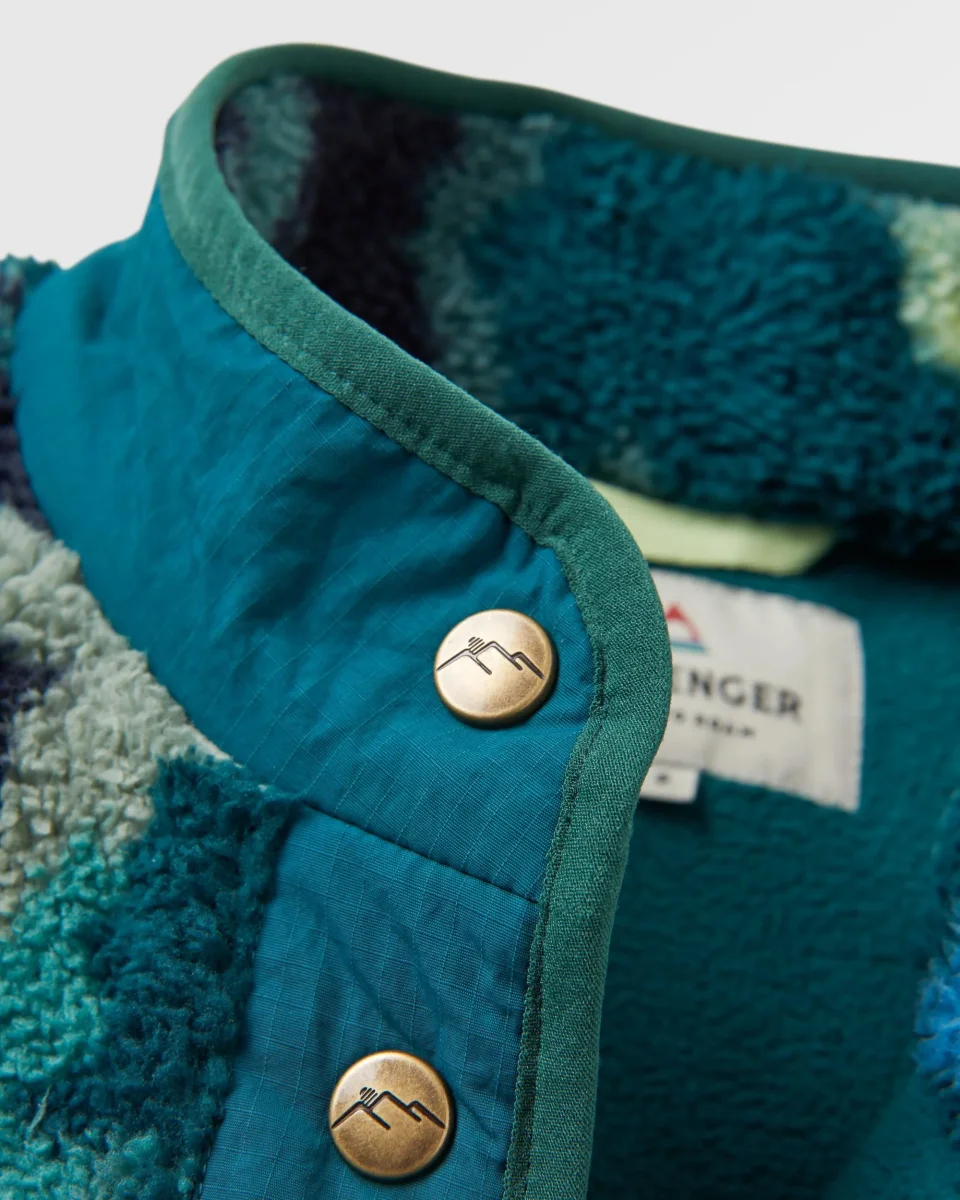 Navegado Recycled Soft-Touch Sherpa Fleece - Alpine Camo Rain Forest – Image 6