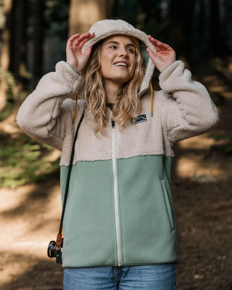 Veste sherpa en polaire recyclée doublée, blanc vintage – Image 3