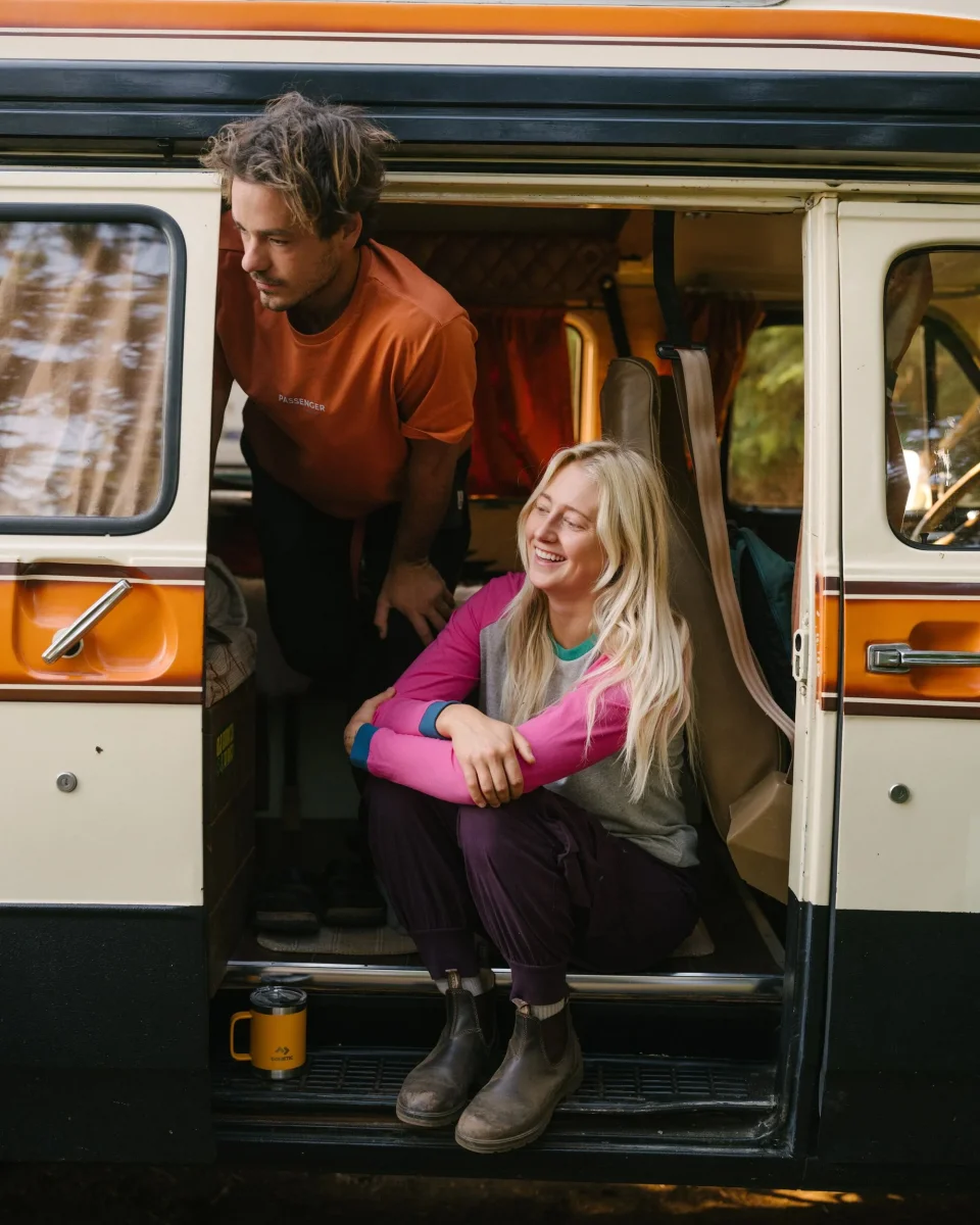 T-shirt à manches longues en coton recyclé Riser - Gris moyen chiné – Image 2