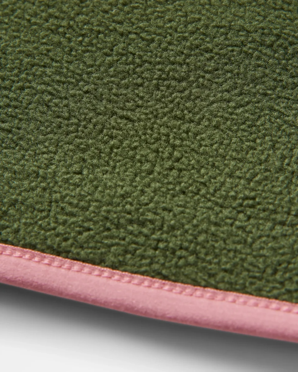 Polaire à Capuche en Sherpa Recyclée Beaumont - Montagne Abstraite Sapin – Image 7