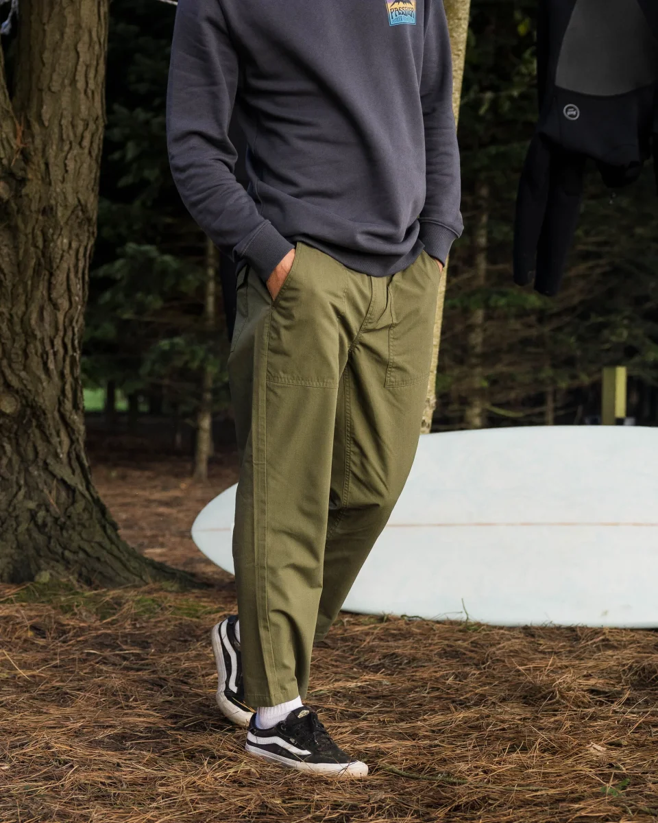 Pantalon intemporel - Kaki – Image 4