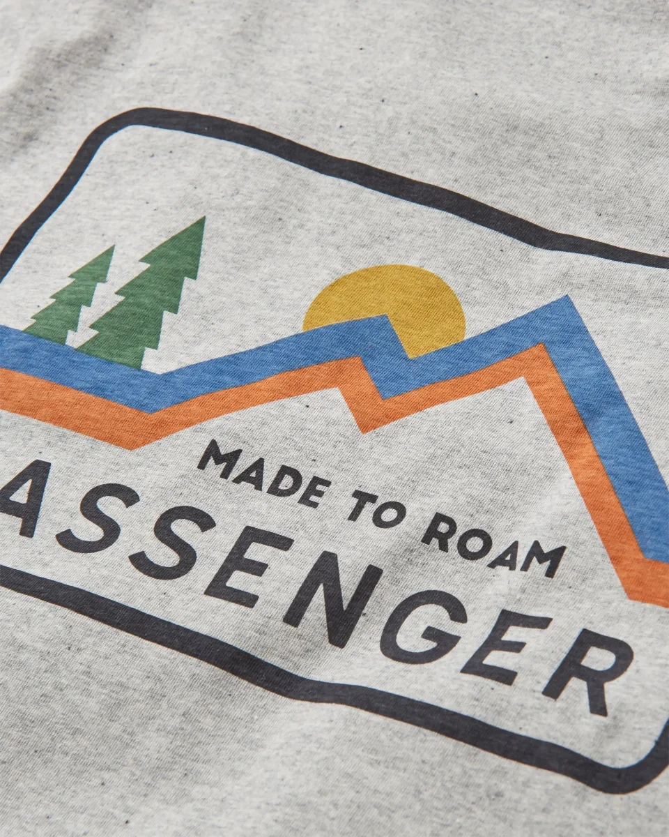 T-shirt en coton recyclé Made To Roam - Gris Marl – Image 9