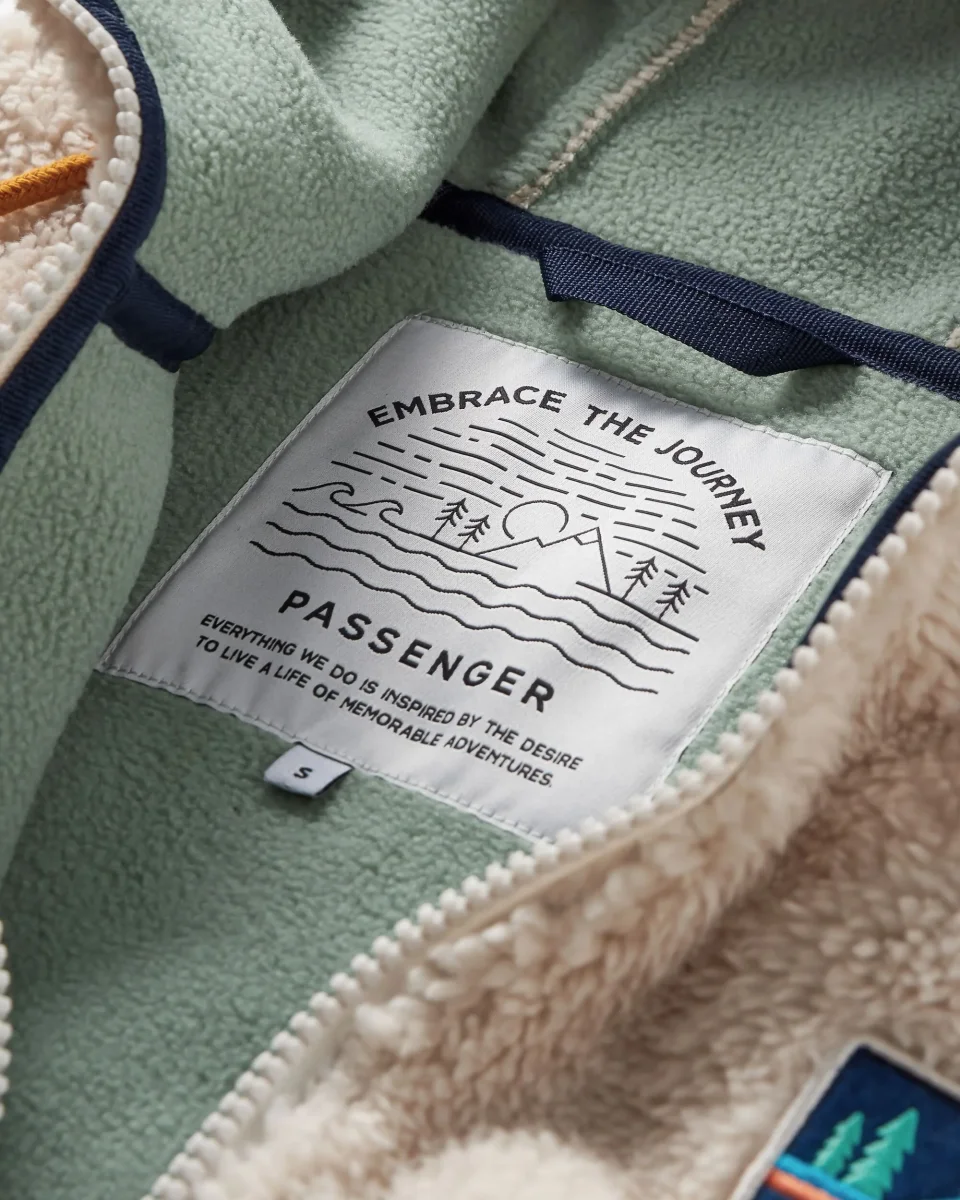 Veste sherpa en polaire recyclée doublée, blanc vintage – Image 6