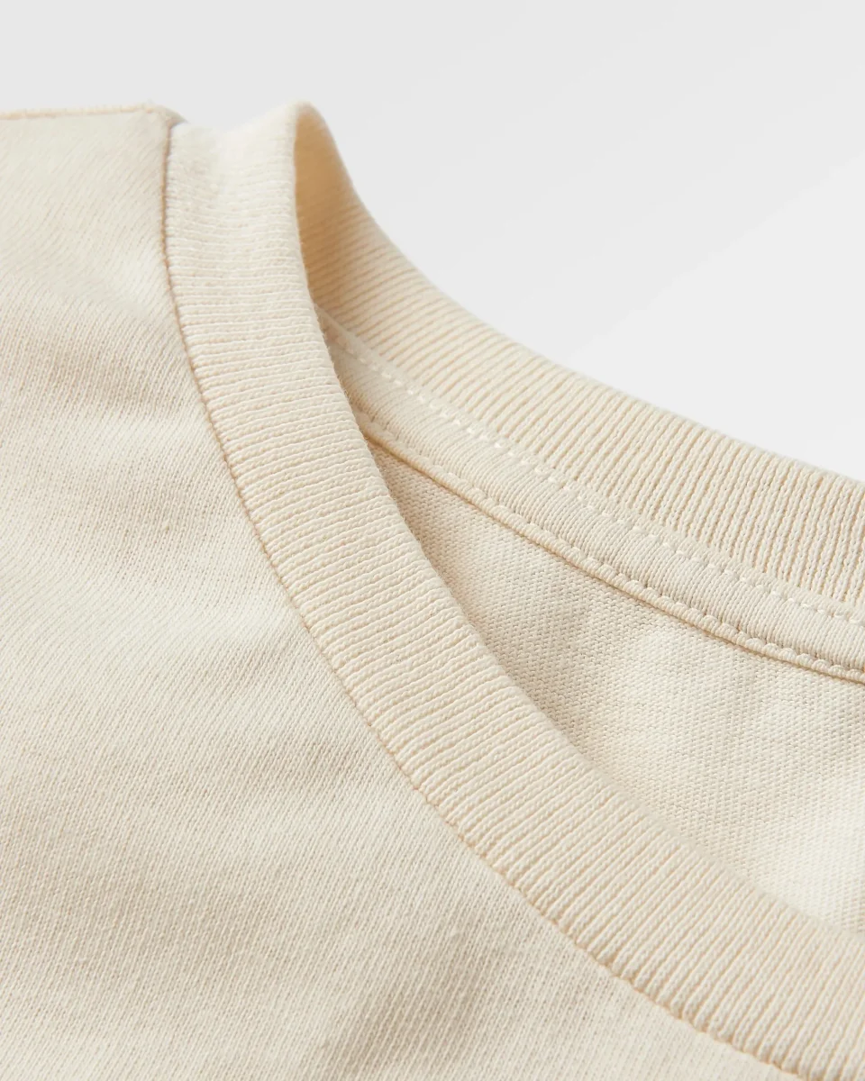 T-shirt manches longues en coton recyclé oversize Solitude - Birch – Image 7