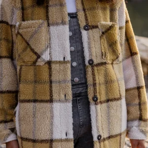 TY105-143-4_5Ratio_1.jpgv1700174934 Chemise en Sherpa Recyclé Teint Olympus - Carreaux Miel
