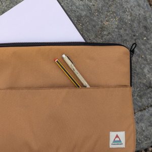 Housse de Laptop Recyclée pour Voyager - Marron Doré