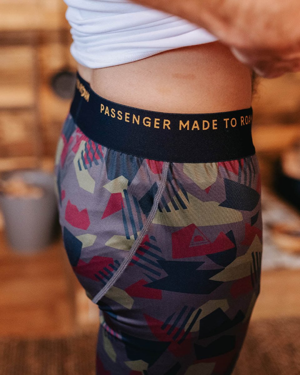 Legging de Base Recyclé Venture - Motif Camo Charbon – Image 3