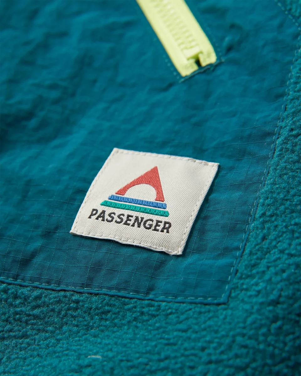 Navegado Recycled Soft-Touch Sherpa Fleece - Alpine Camo Rain Forest – Image 9