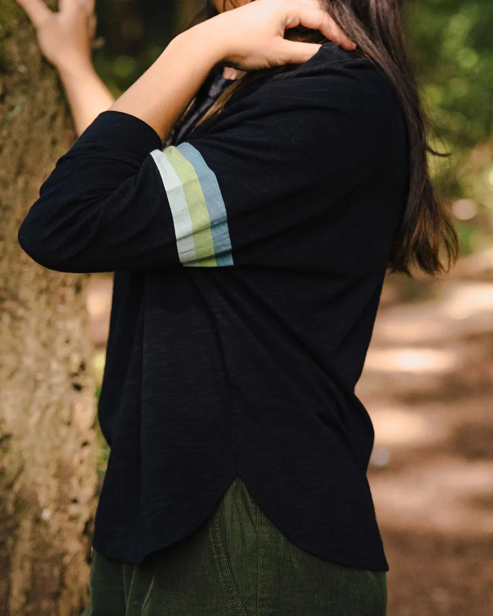 T-shirt manches longues en coton recyclé Hope - Noir – Image 3