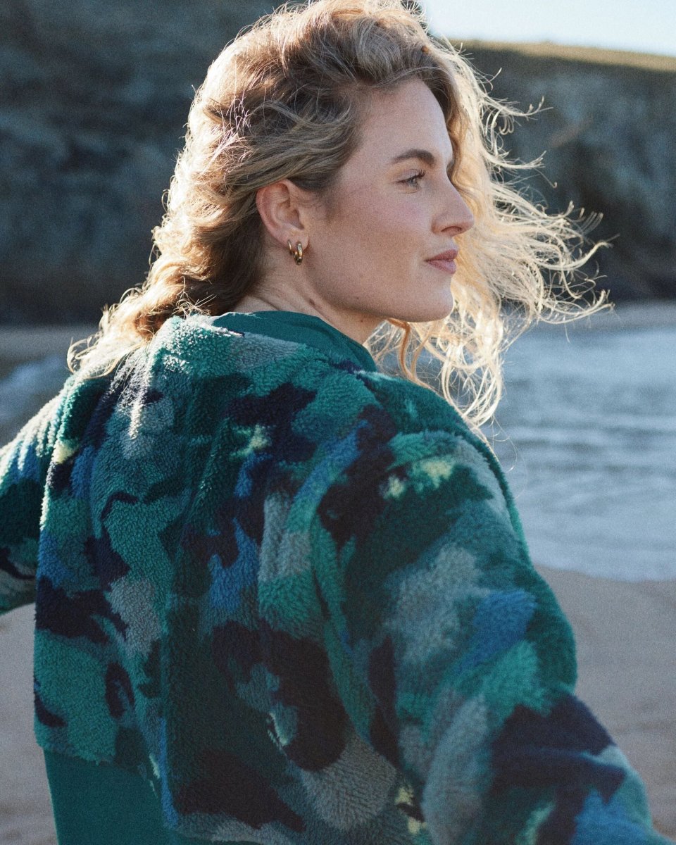 Navegado Recycled Soft-Touch Sherpa Fleece - Alpine Camo Rain Forest – Image 3