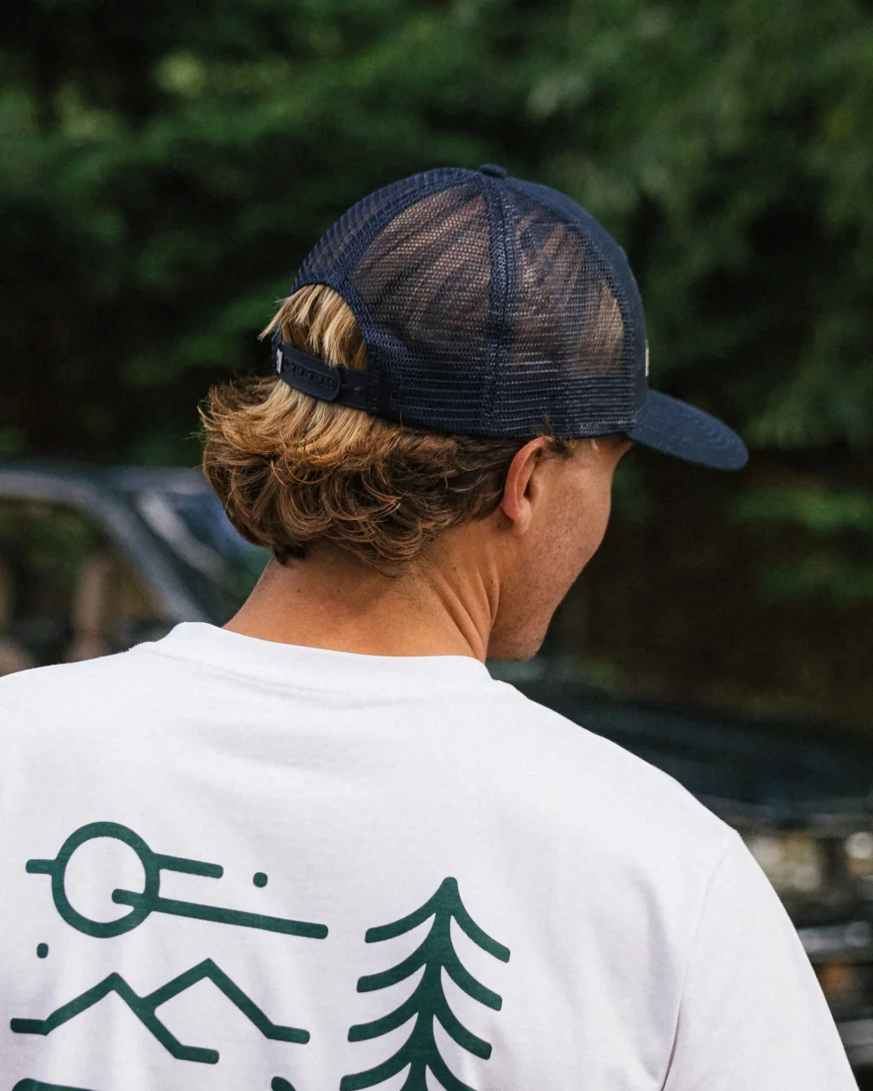 Casquette Trucker en coton bio - Rich Navy – Image 3