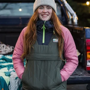 ciy2eIb8dii0Lz28ACscoSs2rrEpBh0KIEYkfRFAzbg.jpgv1762216588 Veste Isolante Recyclée à Fermeture Éclair 1/2 Ocean - Vert Olive