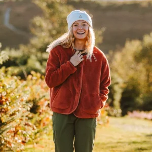 e7eCuZ6XQhd99SBYUiIEyBinodVblOCntW3jjTexnZQ.jpgv1762234541 Veste en Polaire Recyclée Sans Col Iris - Baked Clay