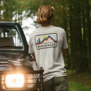 ehtEq16yQ9NzSgFXRW27gpVEFlDmzejMU1JEdBOQ4dc.jpgv1756680055 T-shirt en coton recyclé Made To Roam - Gris Marl