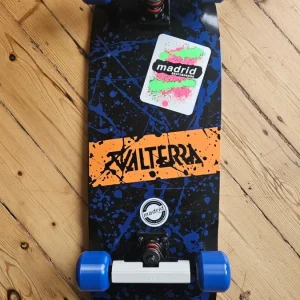 MADRID X VALTERRA 40TH ANNIVERSARY SPECIAL EDITION 9.5″ OLD SCHOOL SKATEBOARD COMPLETE
