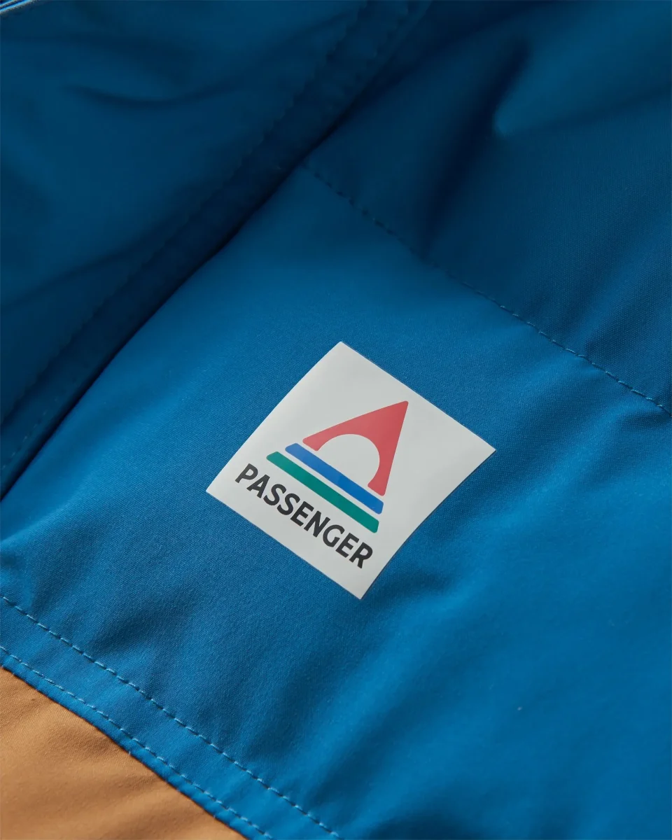 Gilet matelassé recyclé Baltic - Toffee/Bleu Acier – Image 2