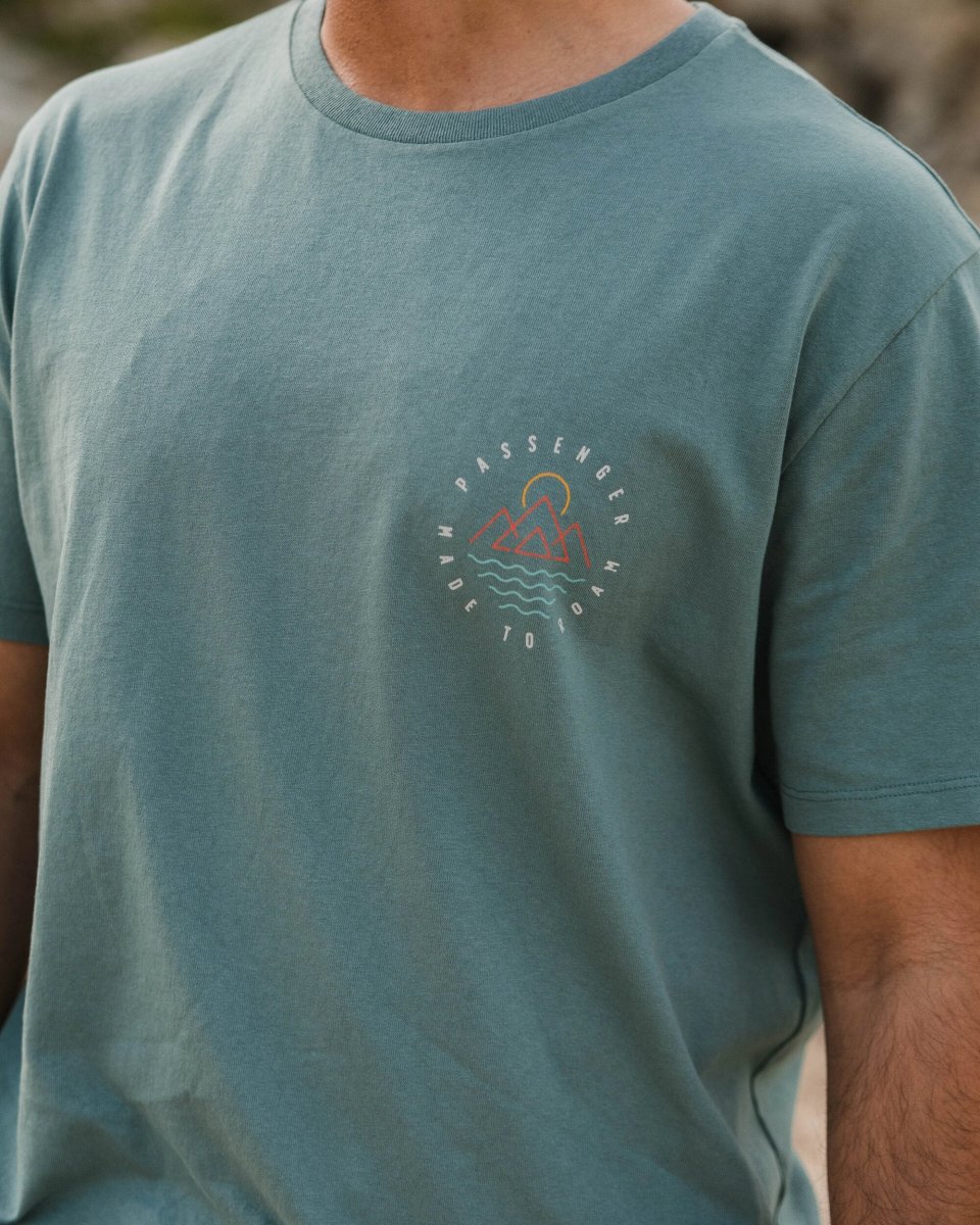 T-shirt en Coton Recyclé Escapism - Vert Fôret – Image 3