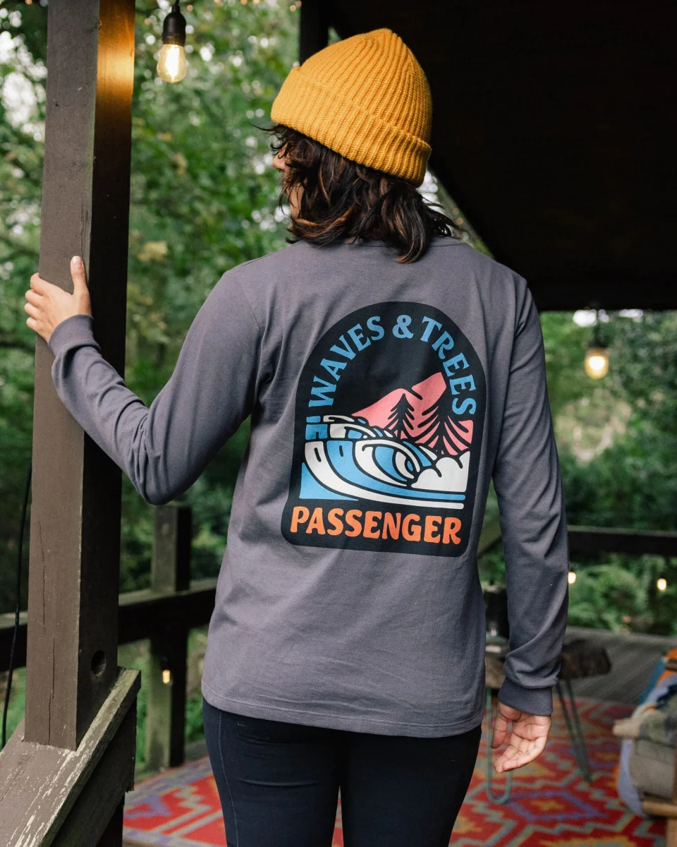T-shirt manches longues recyclé Waves & Trees - Charcoal