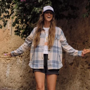 tys23_lisbon-83-4_5Ratio.jpgv1756546080 Chemise à Manches Longues en Coton Bio Stella - Carreaux Bleu Provincial