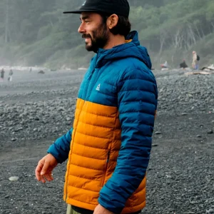 uOVerqgXARPCC5rNh_fA6XTMNC2y2GJnAIEIPTIfsnc.jpgv1764599316 Veste en duvet recyclé Ashland - Orange rétro/Bleu marée