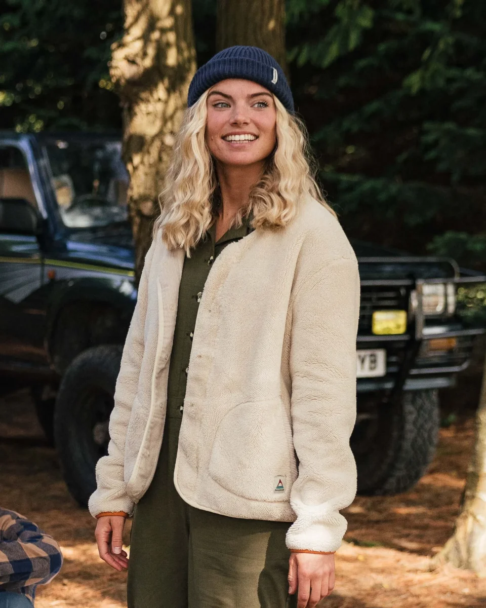 Veste en polaire recyclée sans col Iris - Avoine – Image 4