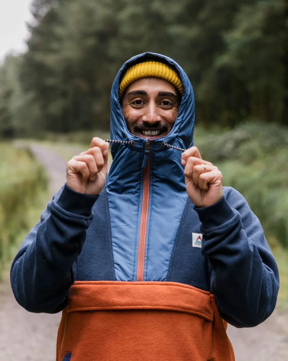 Hoodie Woodland 1/2 Zip en Polaire Recyclée - Deep Navy/Baked Clay – Image 5